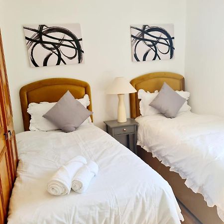Immaculate 3-Bedrooms Dundee Apartment Luaran gambar