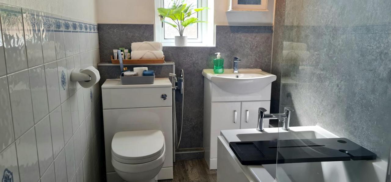 Immaculate 3-Bedrooms Dundee Apartment Luaran gambar