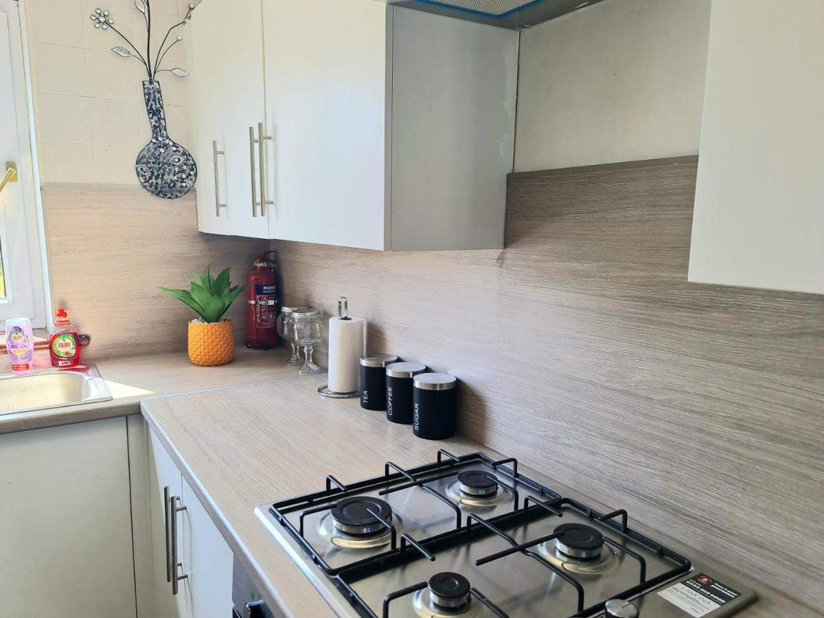 Immaculate 3-Bedrooms Dundee Apartment Luaran gambar
